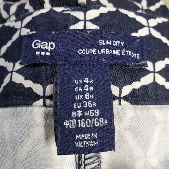 GAPāSLIMāCITYĀ DIAMONDāPATTERNEDāCAPRIS - Picture 4 of 4